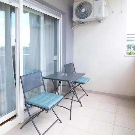 Apartment Apartman Nane *