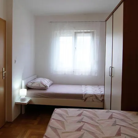 Apartman Nane *